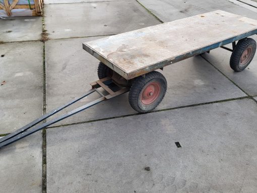 Zware Industriële transportkar met luchtbanden – stalen frame en laadvlak 200×70cm